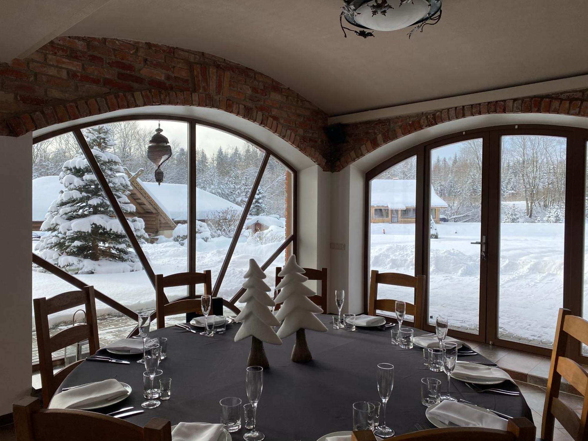Hotel Jurvinge à Zadvainai Extérieur photo